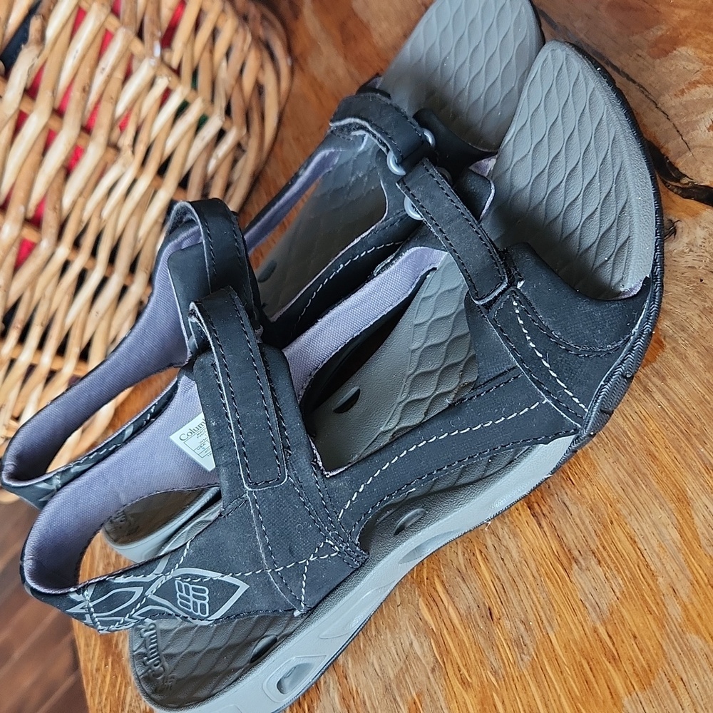 Columbia Techlite Outdoor‎ Sandals Women’s Shoes Size 9 Black Comfort